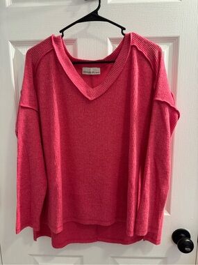 Zenana Outfitters Hot Pink V-Neck Women's Sweater, NWOT, size: S/M